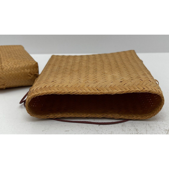 Handmade Woven Bag Backpack Vintage Basket Tan Bamboo With Lid & Chinese Coin - Picture 8 of 16